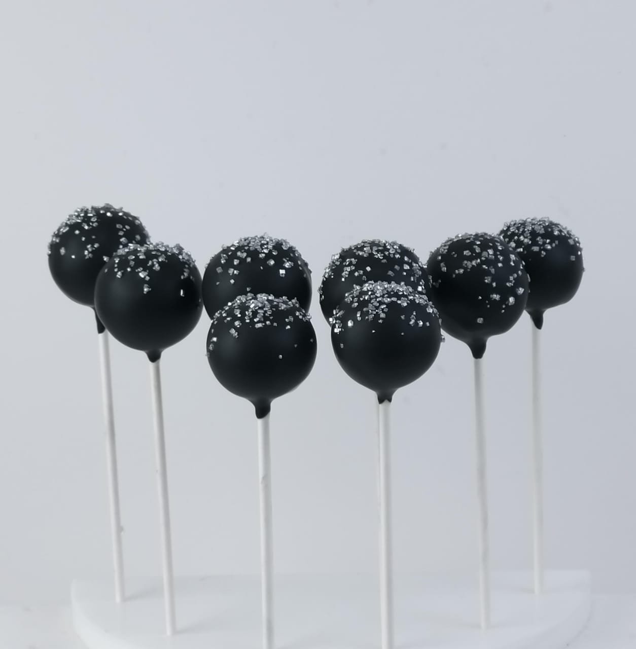 Black with Sugar Sprinkles Cakepop ( Per piece )